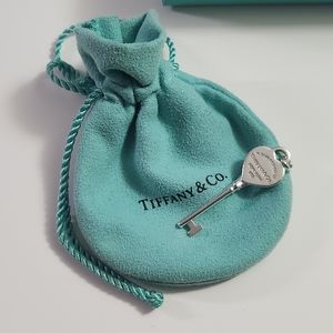 Tiffany & Co RRT Key Charm
